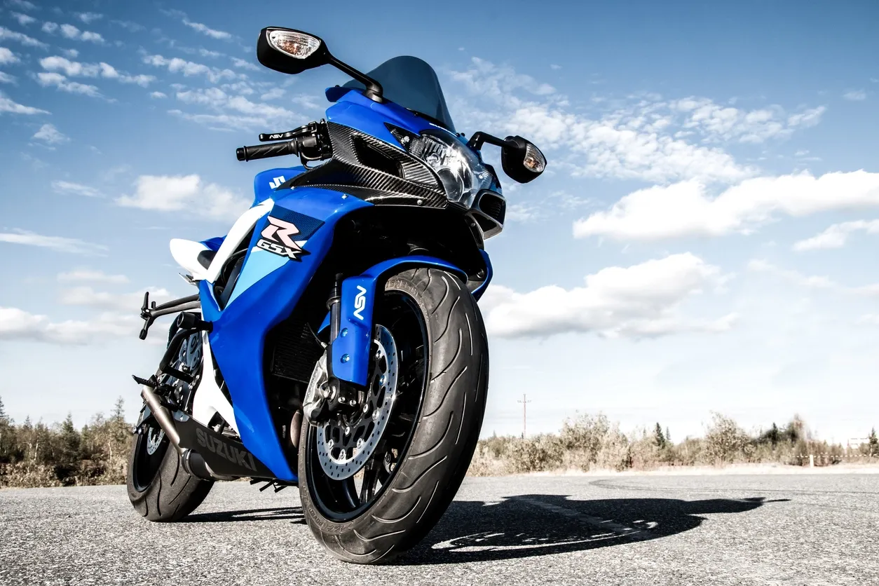 Motorcycle transport for online purchases and private sales