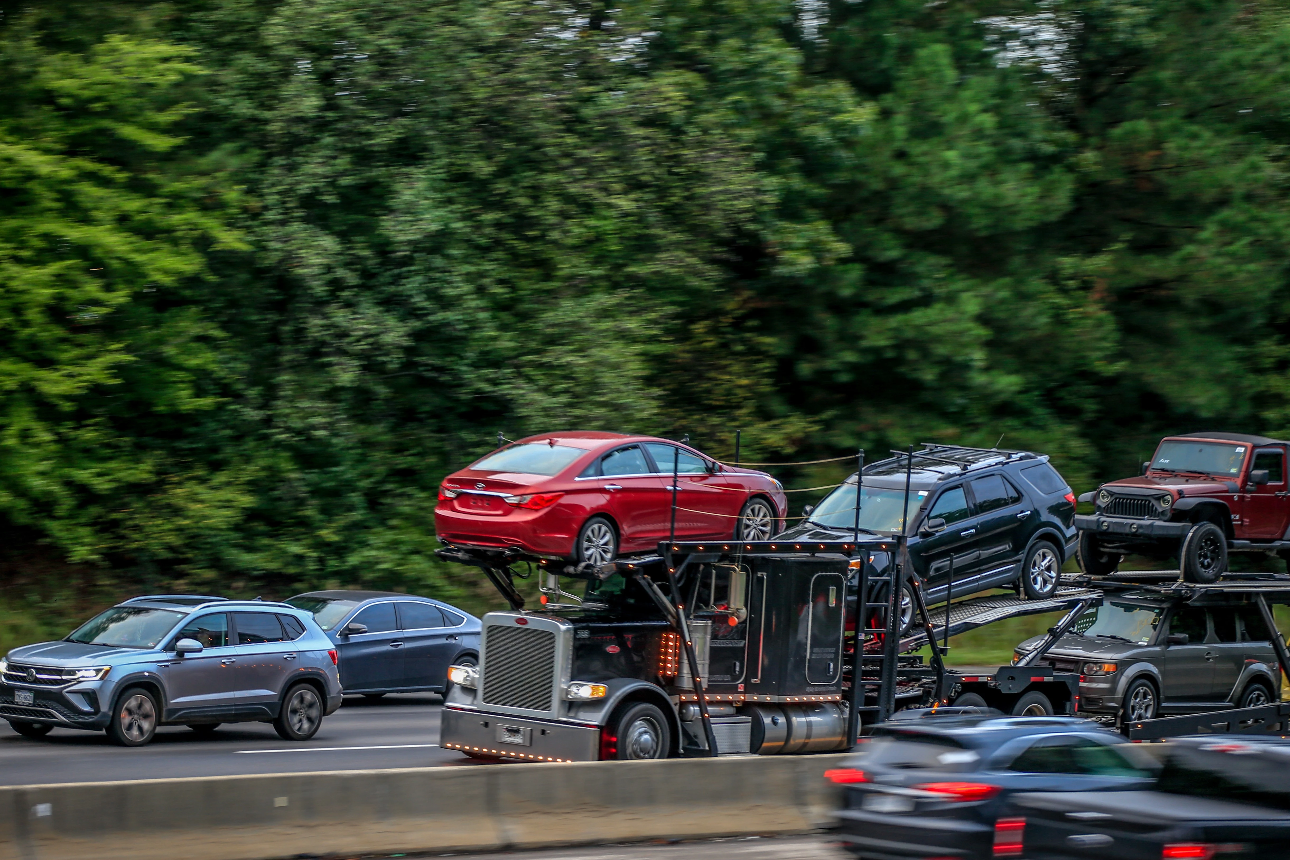 What are the benefits of college student car shipping?