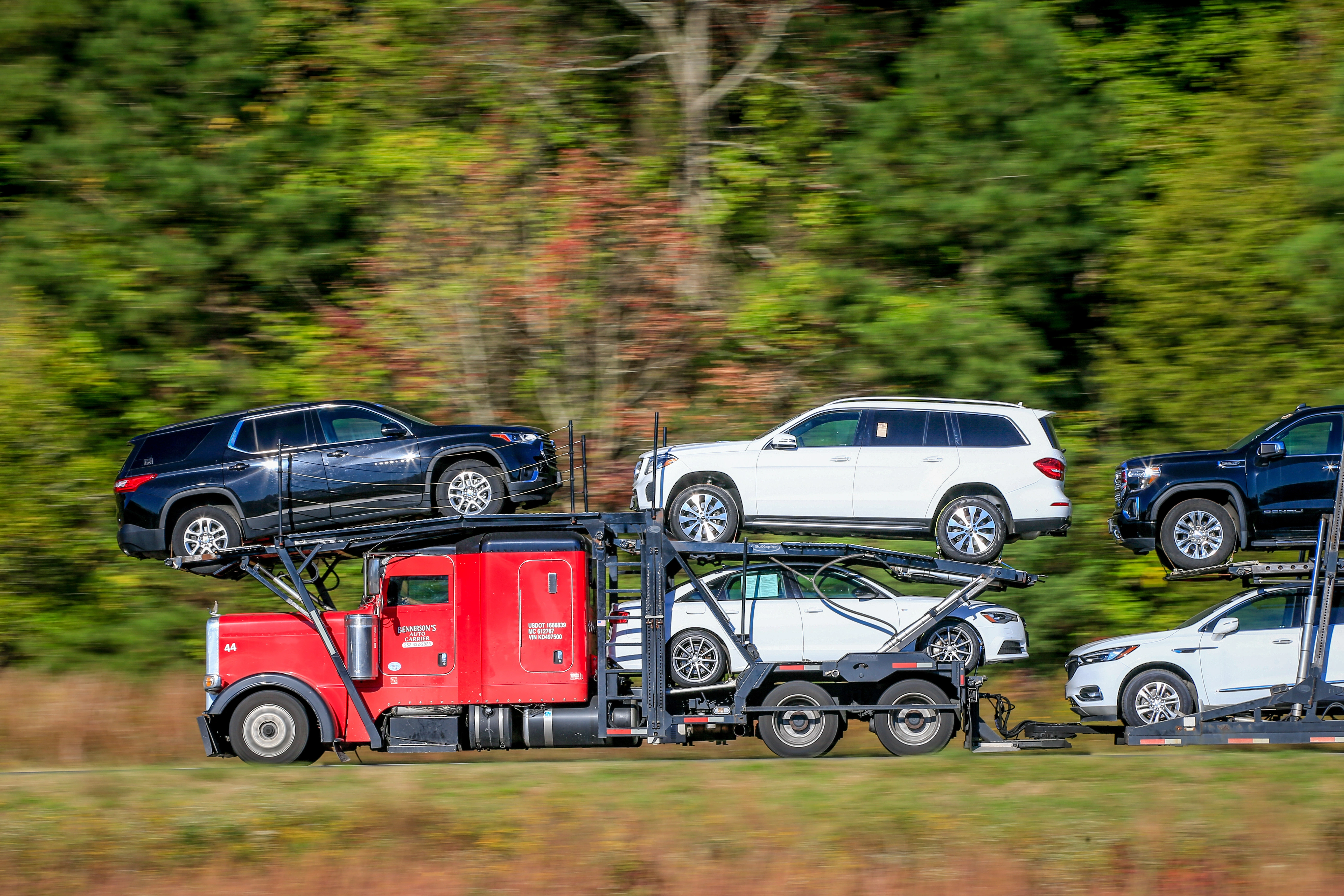 What are the benefits of shipping an SUV?