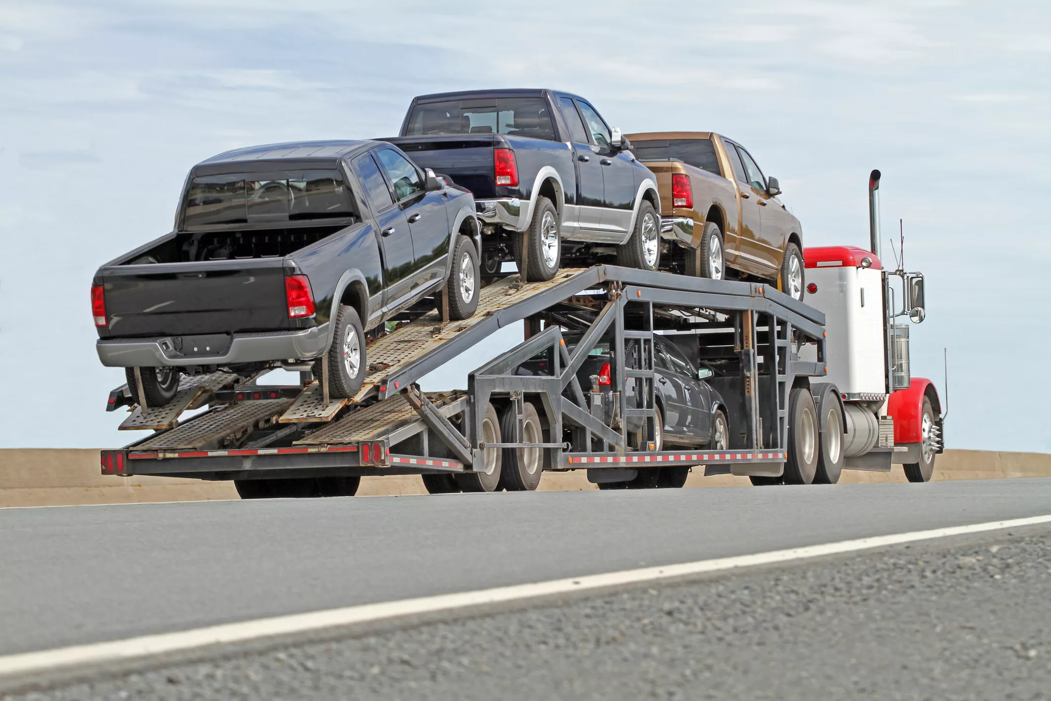 How much does truck shipping cost